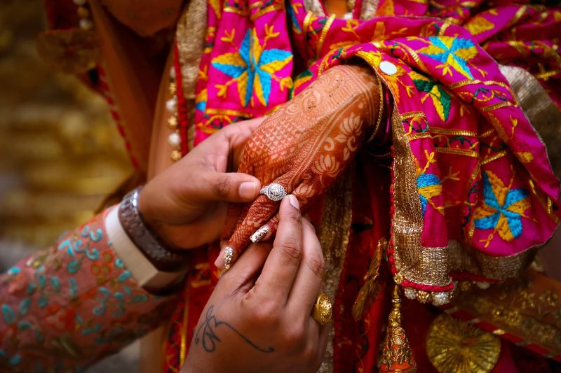 Engagement / Rokana